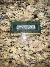Samsung 1 GB SO-DIMM 1066 MHz DDR3 Memory (M471B2874DH1-CF8) picture