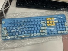 Crayon Shin-chan Low Noise Wireless Membrane Keyboard + Figure Key Cap Set picture