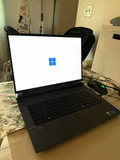 Dell G16 7620 Gaming Laptop picture