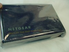 UNOPENED NETGEAR 802.11 a+b DUAL BAND ACCESS POINT WAB102 - NO POWER CORD picture