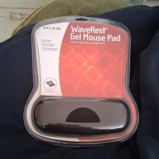 NEW Belkin WaveRest Gel Mouse Pad, Black F8E262-BLK. NIP 2006  In Package Sealed picture