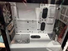 Corsair 275R Airflow Tempered Glass Mid-Tower Gaming Case - White picture