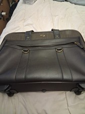 Solo Macdougal rolling case picture