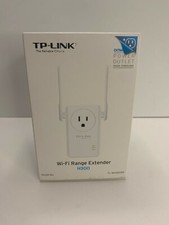 TP-LINK 300Mpbs Wi-Fi Range Extender Power Outlet Pass-though TL-WA860RE N300 picture