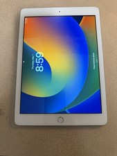 Apple iPad 5th Gen A1822 9.7