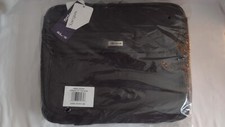 NWT Targus 16