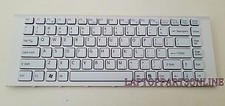 GENUINE NEW SONY VAIO PCG-61315L PCG-61316L PCG-61317L WHITE US KEYBOARD W/FRAME picture