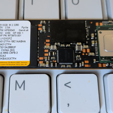 Micron 3400 512GB M.2 2280 PCIe Gen4 x4 NVMe Internal SSD Black USED picture