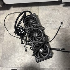 Thermaltake  CL-W158-PL12SW-A CPU Water-Cooling Read picture