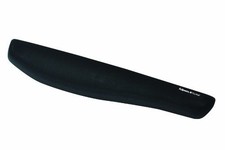 Fellowes 9252101 PlushTouch Wrist Rest FoamFusion Black 1