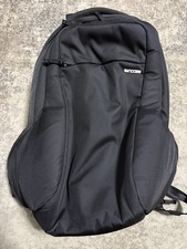 Incase Icon Durable Travel Backpack 16