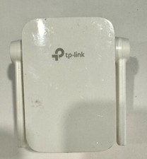 TP-Link Model TL-WA855RE 300Mbps Wi-Fi Range Extender picture