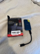 2TB SanDisk Extreme Portable SSD (Used) - A196-SDSSDE61-2T00 picture