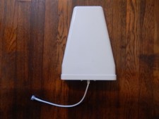 698 - 2700 MHz 10 - 11 dBi Directional Yagi Antenna with N Female picture