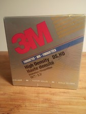 3M High Density DS,HD 3.5-Inch Floppy Disk 1.44MB Recordable 10-Pack Sleeve picture