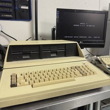 Apple II Clone Franklin Ace 1200 Computer Tested - See Description picture