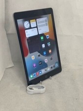 Apple iPad 6th Gen. 32GB, Wi-Fi, 9.7in - Gray / Silver / Gold  *Grade B* picture