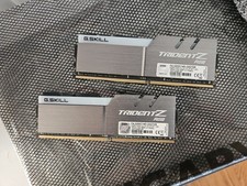 G. Skill Trident Z RGB ( 32 GB ) Pre-Owned picture