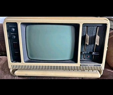 RadioShack TRS-80 model 4p Vintage  PC picture