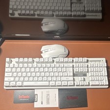 RedThunder K10 Wireless Gaming Keyboard and Mouse Set White picture