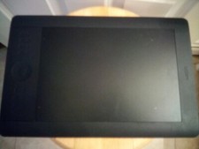 Wacom Intous 5 Touch Medium Tablet, used picture