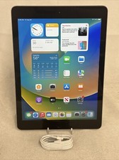 Apple iPad 5th Gen. 32GB, Wi-Fi, 9.7in - Space Gray *Grade C* picture