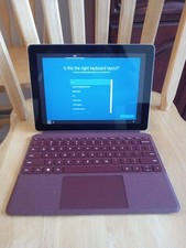 Microsoft Surface Go (10