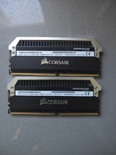 Corsair Dominator Platinum RGB DDR4 RAM 32GB (2x16GB) 3000MHz picture