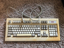 Fujitsu FKB4700 Mechanical Computer Keyboard w/ 5 Pin cord picture
