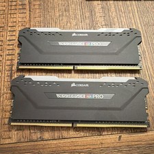 Corsair Vengeance RGB Pro 16GB (2x8GB) DDR4-3200 DIMM CMW16GX4M2C3200C16 picture