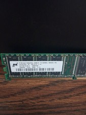 MT8VDDT3264AG-40BC4 PC3200U-30331-A1 256MB DDR 400 RAM picture