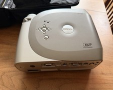 Dell 1201MP Projector - Extra Bulb & Cables Included picture