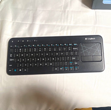 Logitech K400r Wireless Compact Keyboard Built-In Touchpad Black English QWERTY picture
