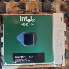 Intel Celeron 667MHz / 128KB / 66MHz SL48E PGA370 CPU Processor Vintage picture