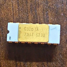 Very Rare Intel C3107A Vintage Ceramic chip - ALL LEGS INTACT (BO) picture