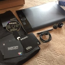 Wacom Intuos4 LARGE PTK-840 Tablet Pen USB cable stand Mouse nibs CD pen box picture