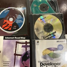 Microsoft Vintage Software Lot 5 CDs Take Closer Look In The Pictures picture