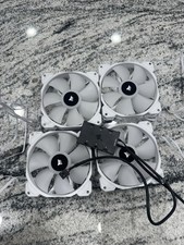Corsair White RGB 120mm Fan Bundle – 4 Fans + RGB Hub picture
