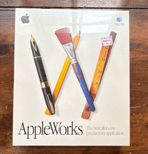 Apple AppleWorks 5 Office Software CD for Mac OS/Windows 95 NT 4.0 English picture