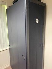 Dell PowerEdge 4220 Server Rack Cabinet - 42U picture