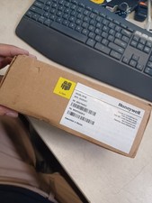 HONEYWELL RP2B MOBILE LABEL PRINTER  picture