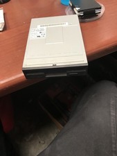 Sony MPF920 T/B53 144Mb 3.5 inch Internal Floppy Disk Drive picture