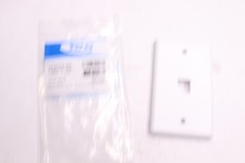 ICC Classic Faceplate 1-Gang 1 Port White ICC-FACE-1-WH picture