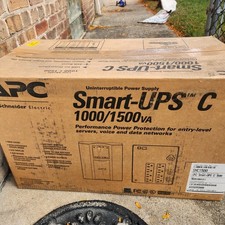 BRAND NEW APC SMART SMT1500C UPS 1500 VA LCD 120 V with SmartConnect picture