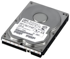 IBM DeskStar 120GXP 07N8450 40GB 7.2K 2MB ATA 3.5'' IC35L040AVVN07-0 picture