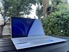 HP Envy 17m-bw0013dx 17.3 inch 128GB SSD, Intel Core i7 8th Gen, 12GB RAM, 1080p picture