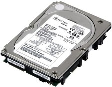 HARD DRIVE IBM 06P5365 24P3672 ST318305LW 18.2GB 10K 8MB SCSI U160 3.5'' picture