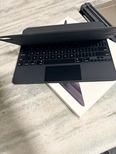 Apple iPad Magic Keyboard Folio/Case Black Magnetic Integrated Stand picture
