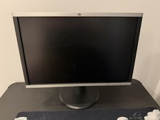HP Compaq LA2405x 24