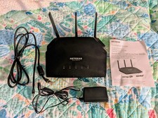 NETGEAR Nighthawk RAX10 Dual-Band Wi-Fi 6 AX1800 Router picture